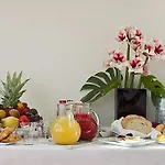 Smart Pincio Szálloda 3*
